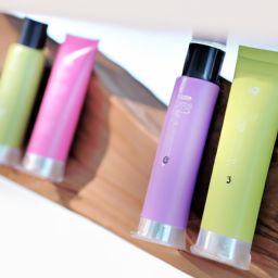 夏季美容護(hù)膚 溫馨Tips：為你送上清爽舒適的夏日呵護(hù)！