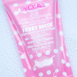 平時(shí)做美容護(hù)膚有用嗎？女生別錯(cuò)過這重要步驟！